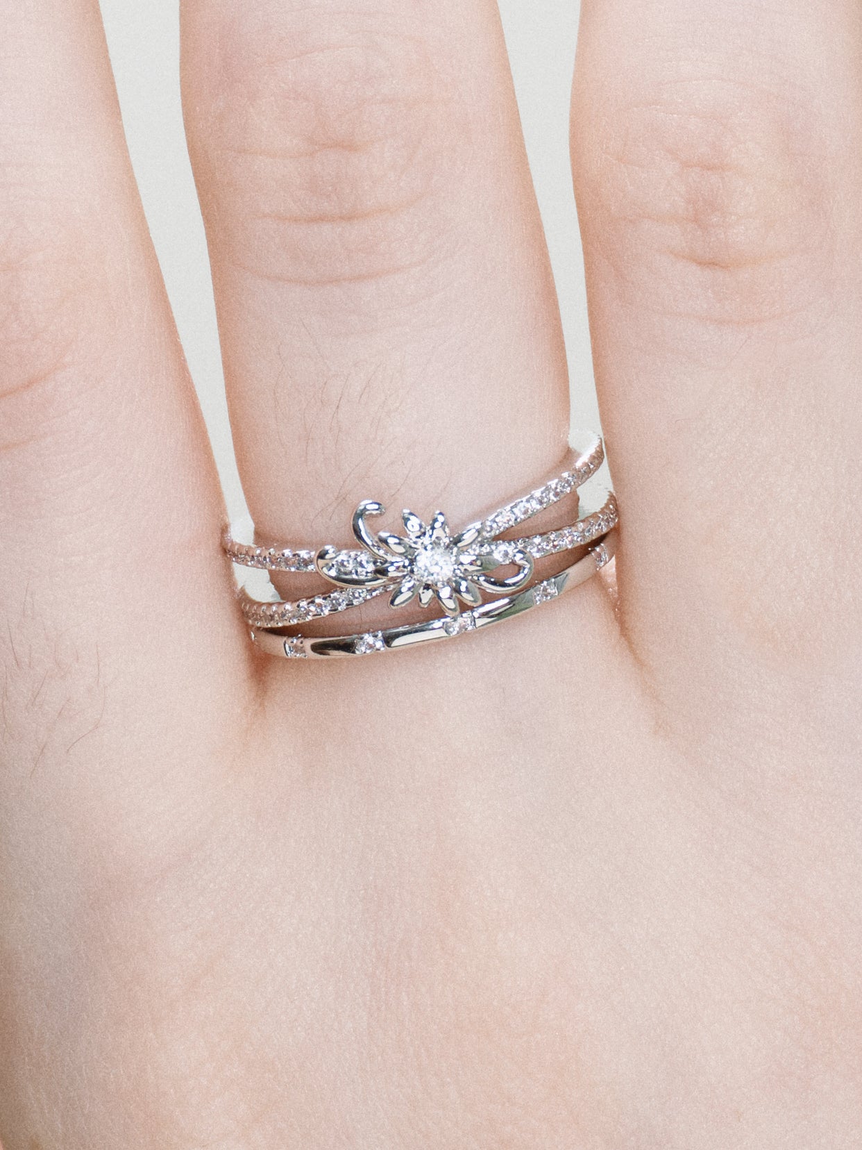 Daisy’s Diary Ring Set