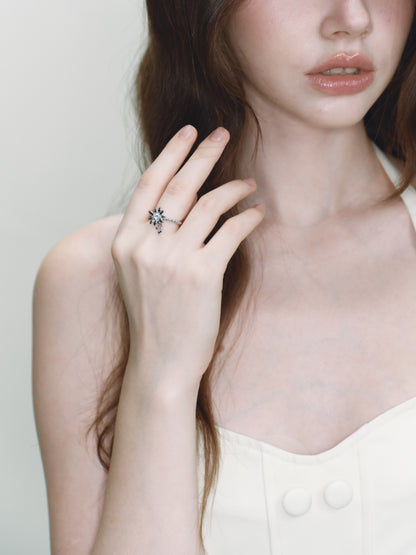 Daisy Waltz Rotatable Ring