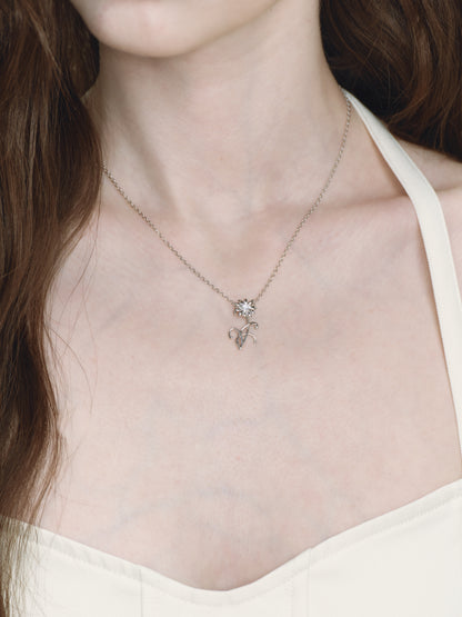 Daisy Pixie Rotatable Necklace