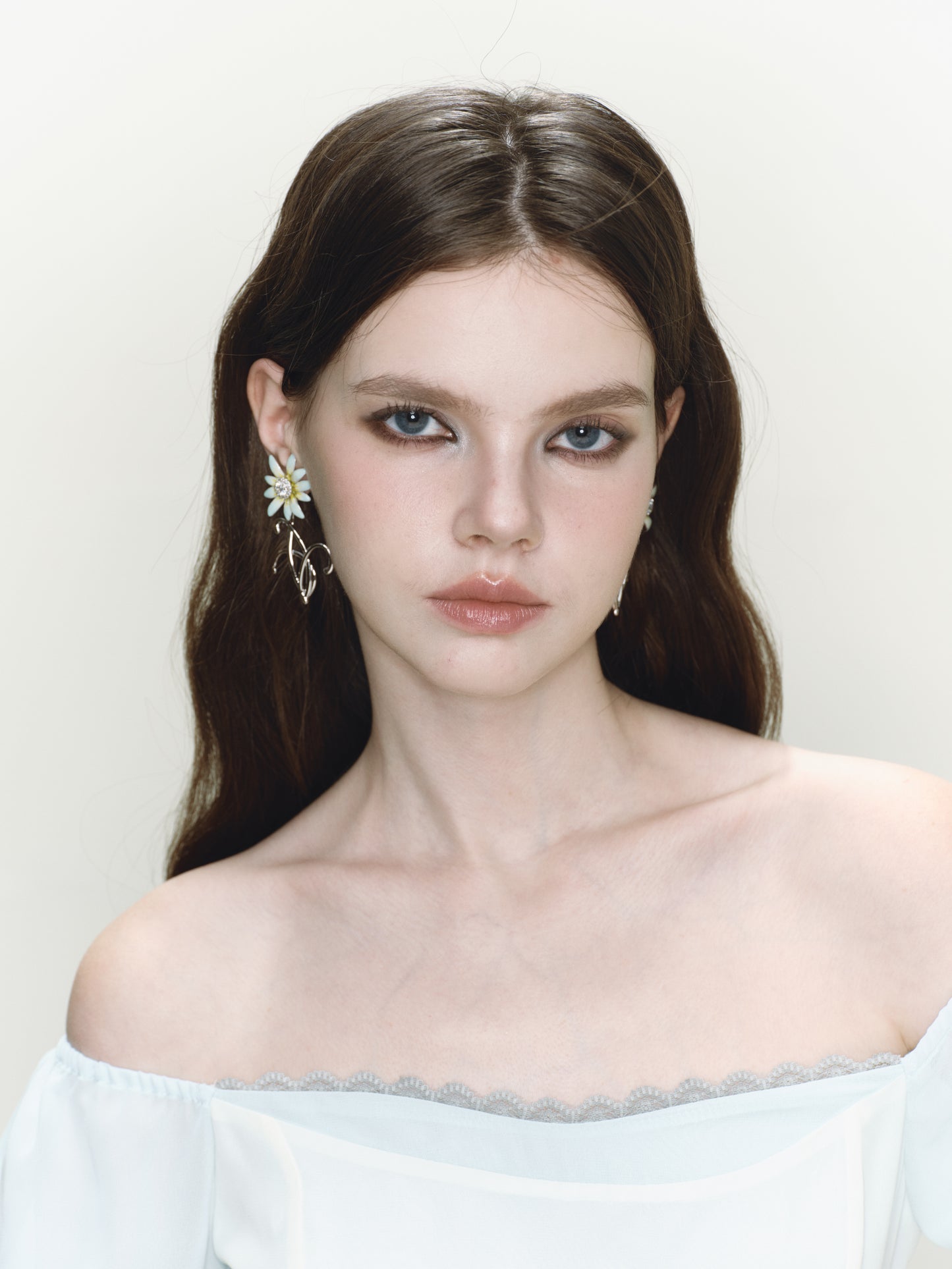 Daisy Mist Vine Earrings