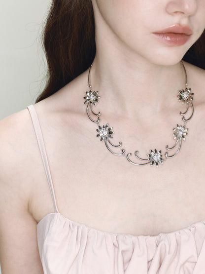 Daisy Garland Necklace