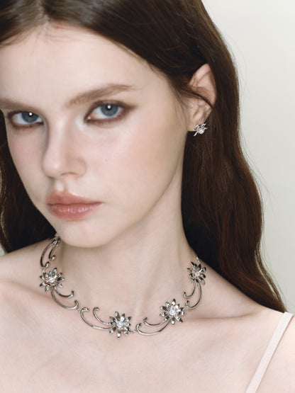Daisy Garland Necklace