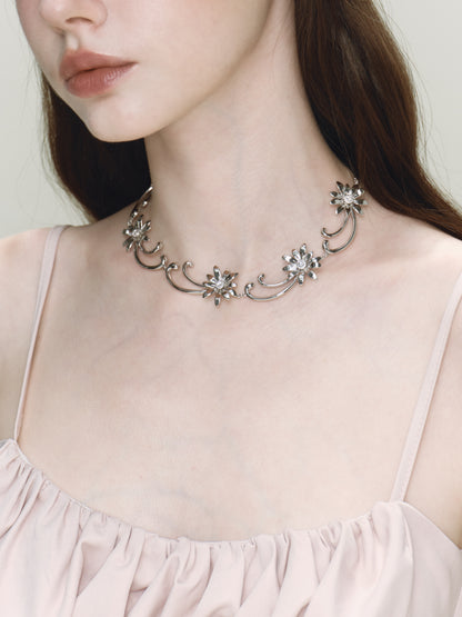 Daisy Garland Necklace