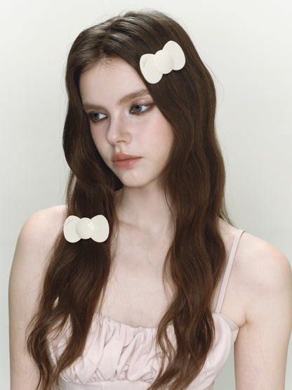 Creme Bow Hairclip