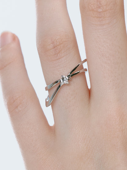 Lily Winding Ring