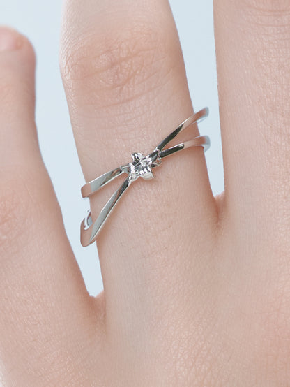 Lily Winding Ring