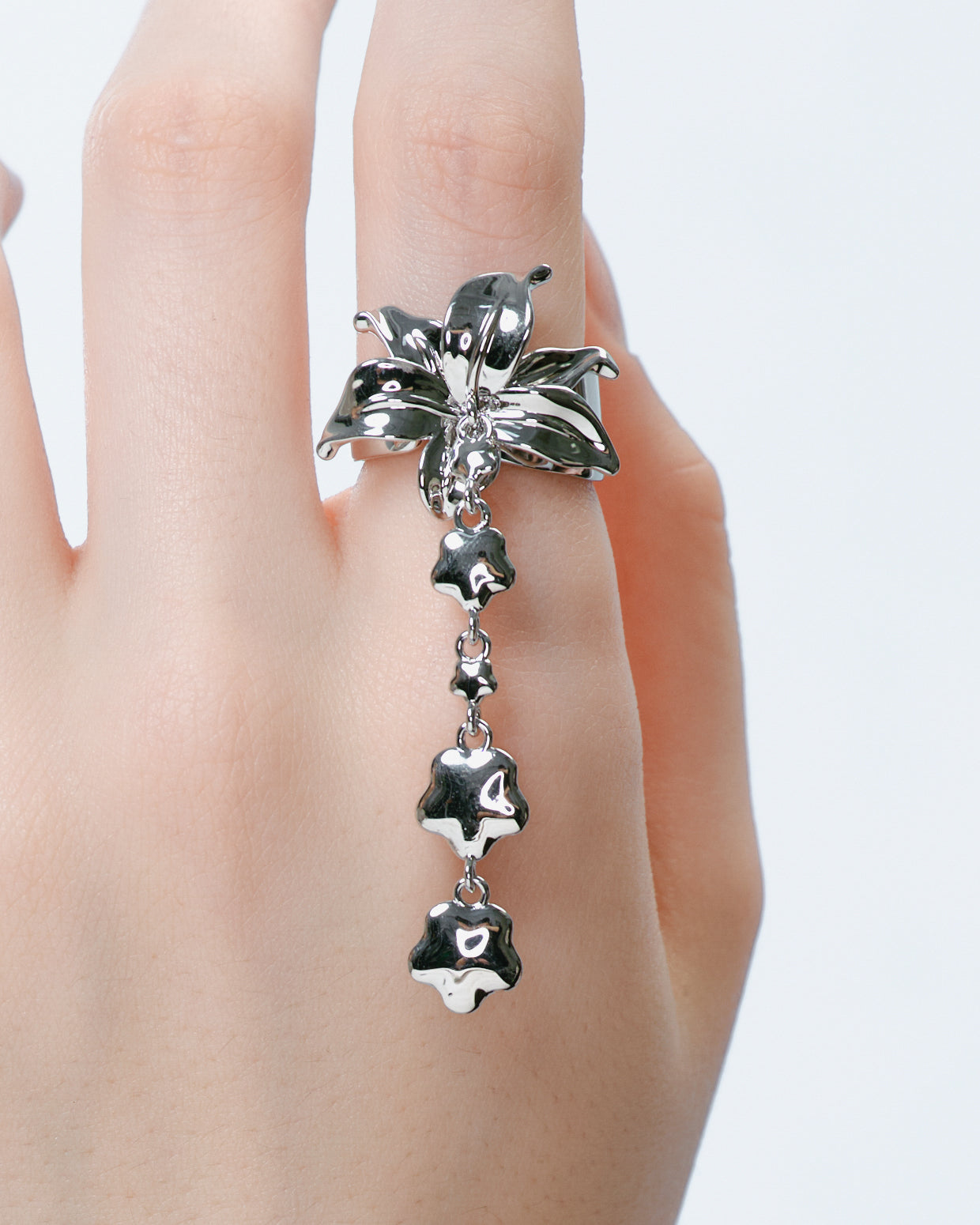 Polished Lily Dangle Ring