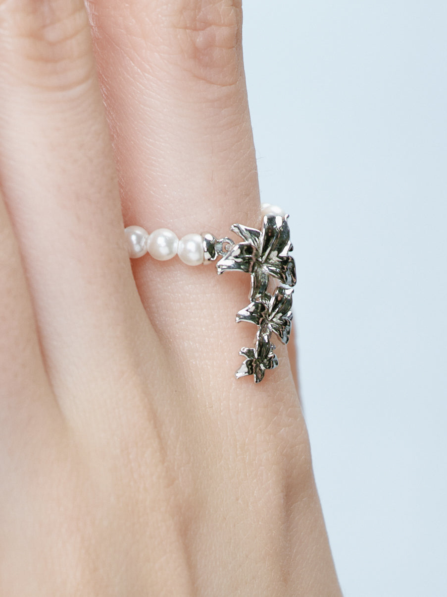 Pearl Lily Ring