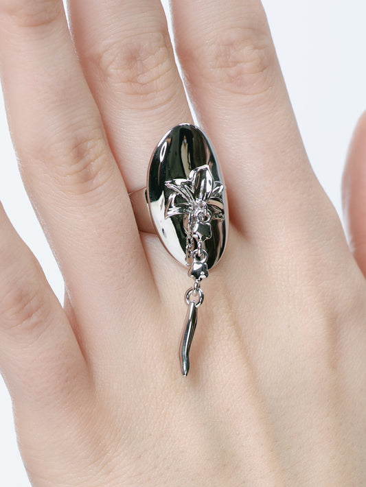 Polished Oval Lily Ring