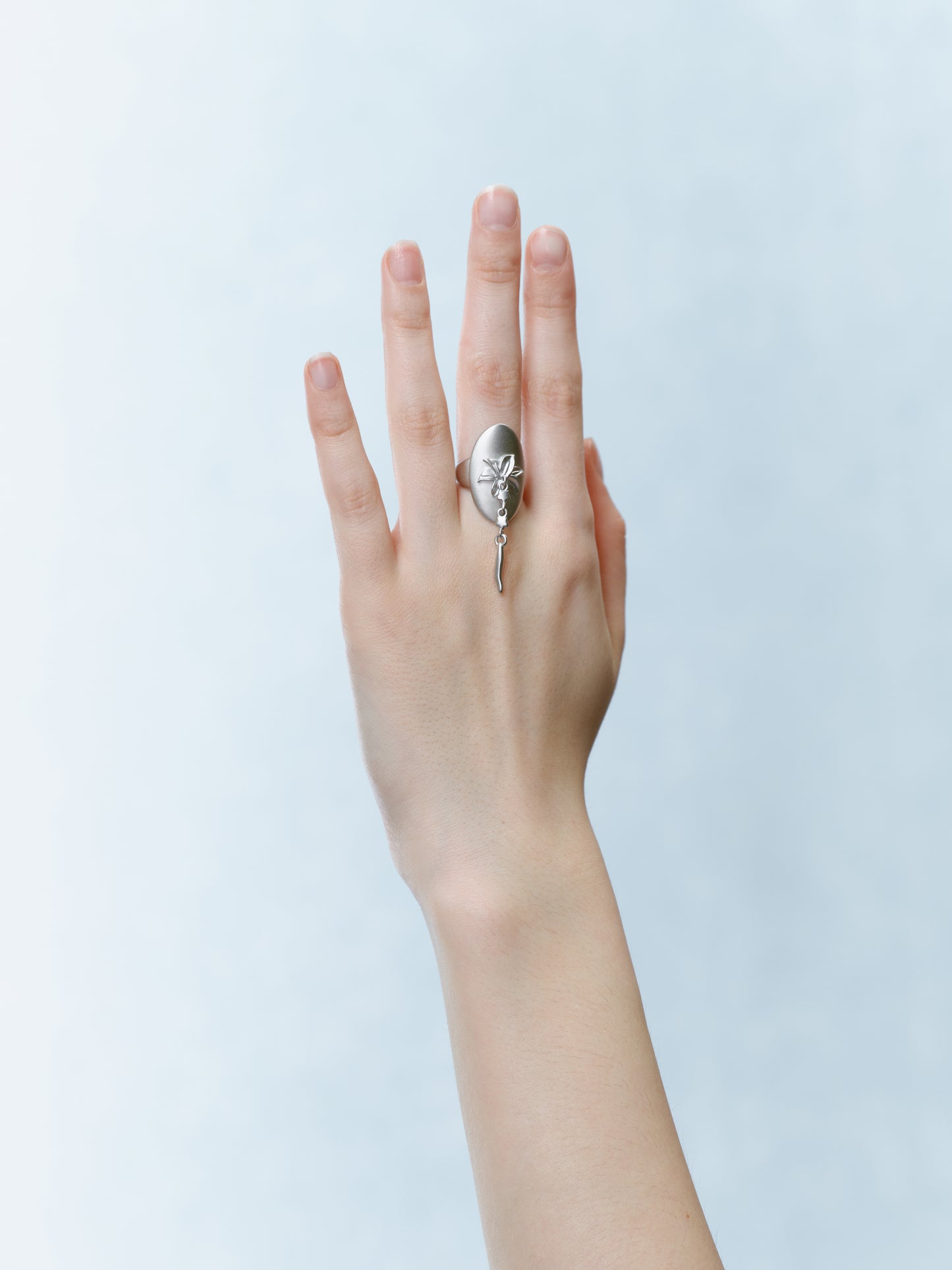 Matte Oval Lily Ring