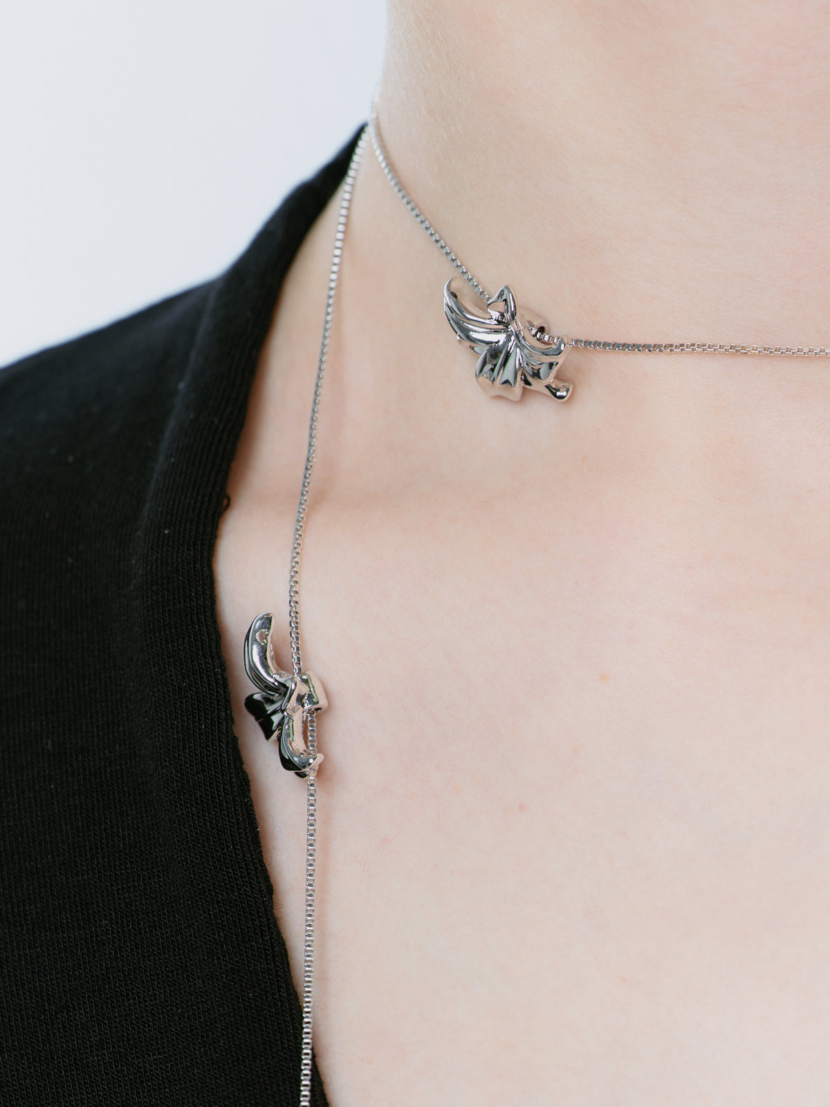 Lily Vine Neckalce