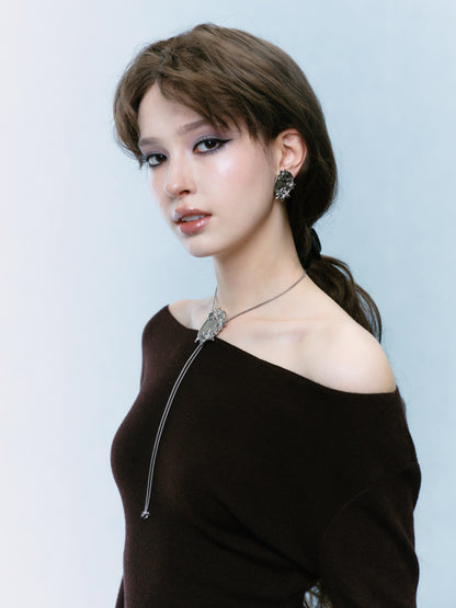 Lily Mirror Lariat