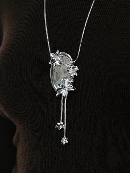Lily Mirror Lariat