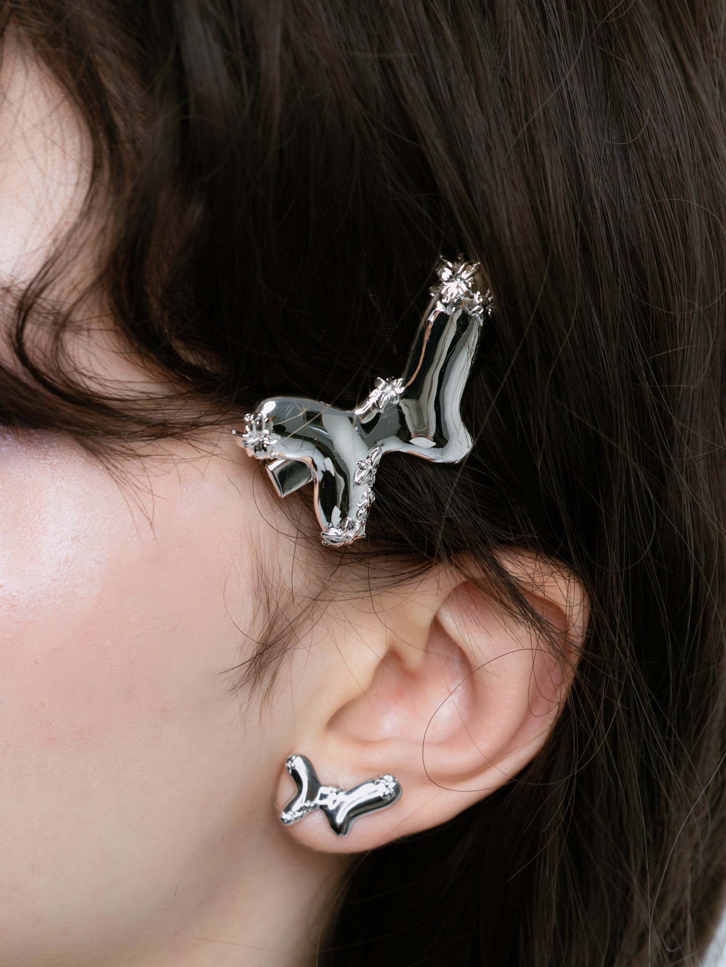 Lily Wing Hairpins