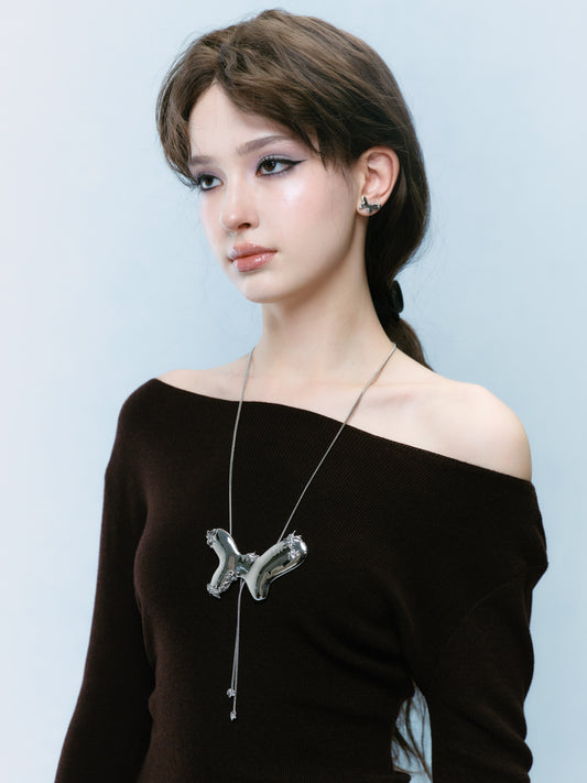Lily Wing Lariat