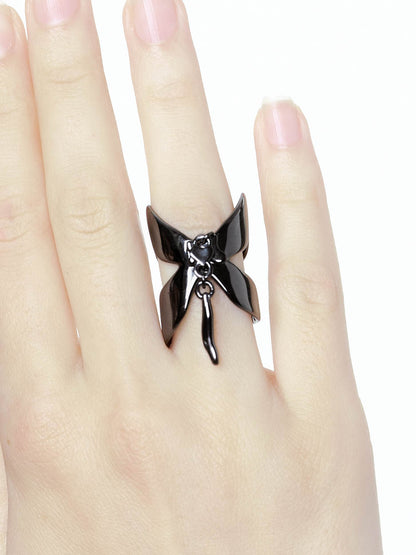 Black Winding Ring